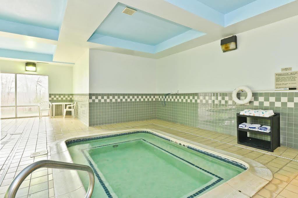 Blisspoint Inn & Suites แมริออน ภายนอก รูปภาพ