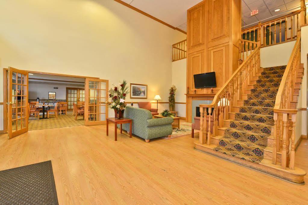 Blisspoint Inn & Suites แมริออน ภายนอก รูปภาพ
